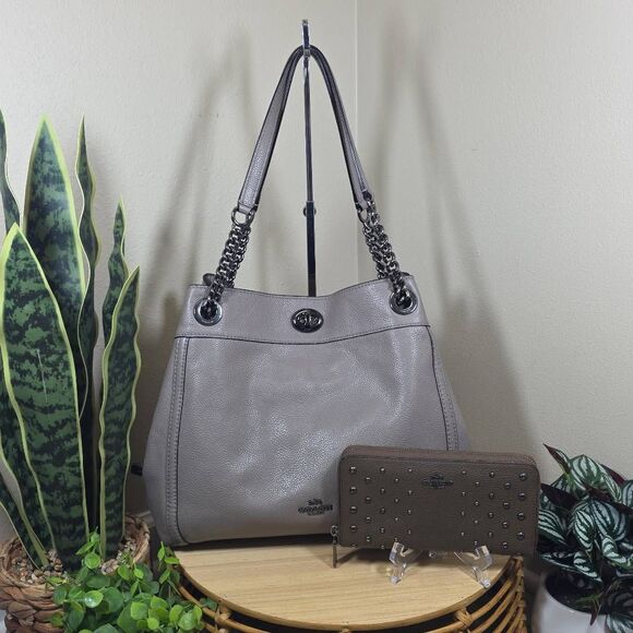 Coach Turn-Lock Edie Shoulder Bag and Wallet - Picture 1 of 16